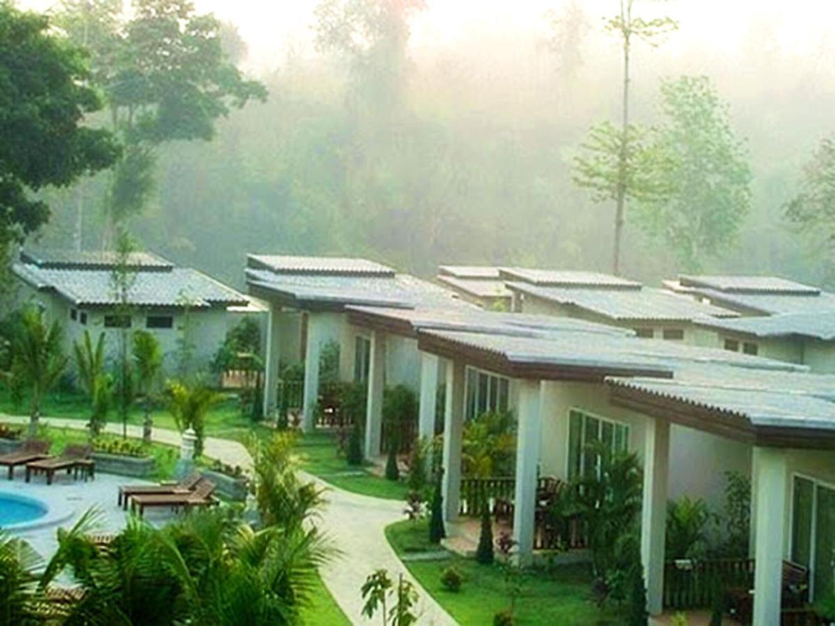 Nakakiri Resort & Spa Hin Dat Exterior photo
