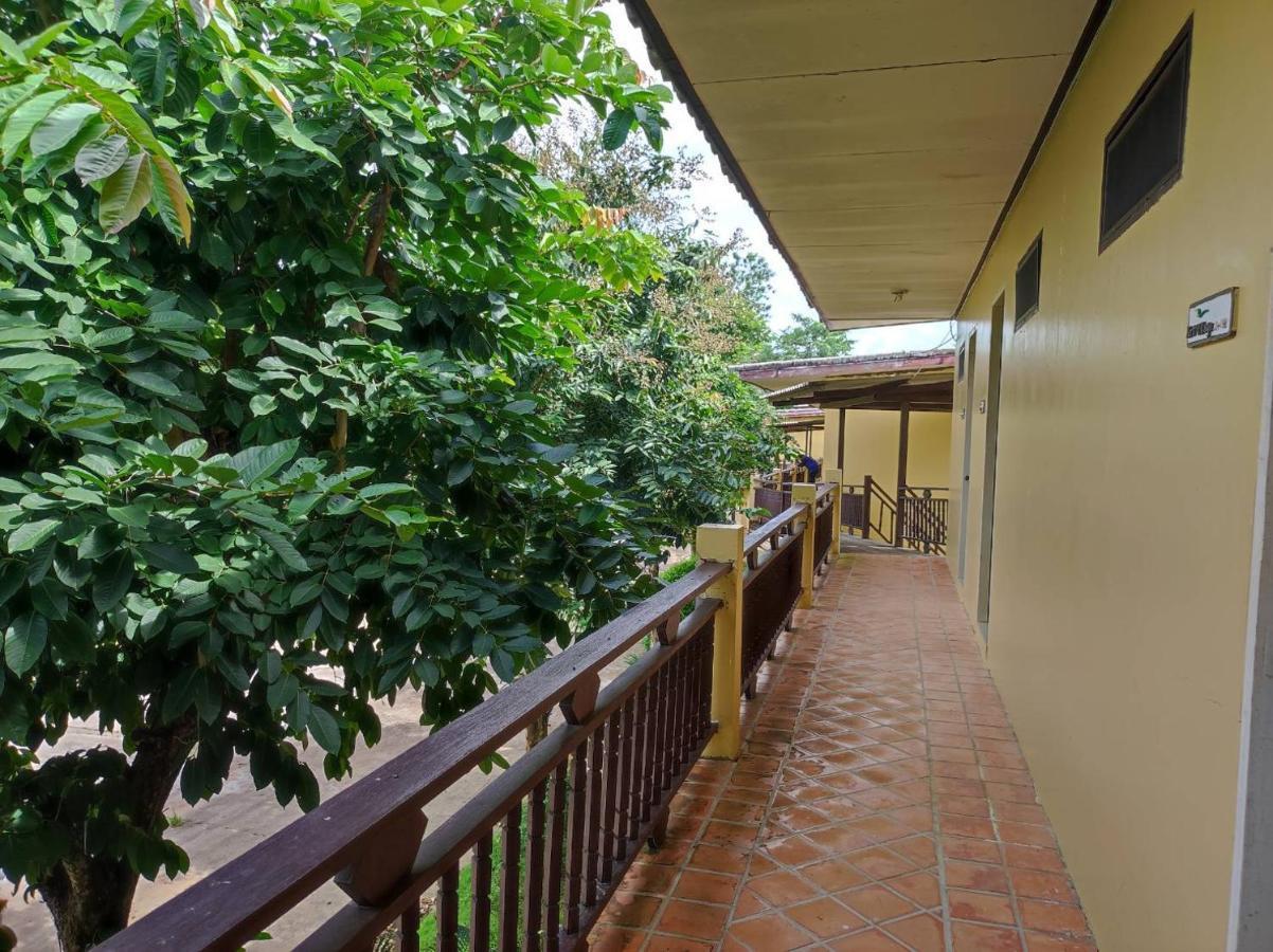 Nakakiri Resort & Spa Hin Dat Exterior photo