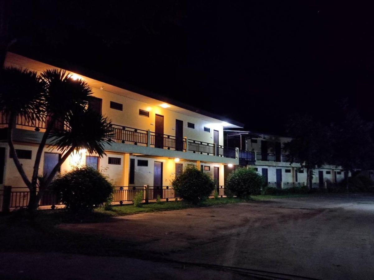 Nakakiri Resort & Spa Hin Dat Exterior photo